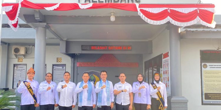 Staf Ahli Menteri dan Tenaga Ahli Kunjungi Rutan Kelas I Palembang, Tinjau Produksi Kopi Lembang dan Dapur Bersih