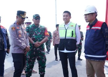 Polres Ogan Ilir dan Polsek Pemulutan Amankan Kunjungan Wapres RI Gibran Rakabuming Raka di Jalan Tol Junction Pemulutan