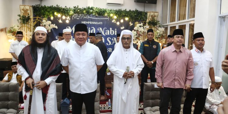 Majelis Taklim Al Ikhlas Diresmikan, Herman Deru Dorong Umat Lebih Masif Gelar Zikir dan Kajian