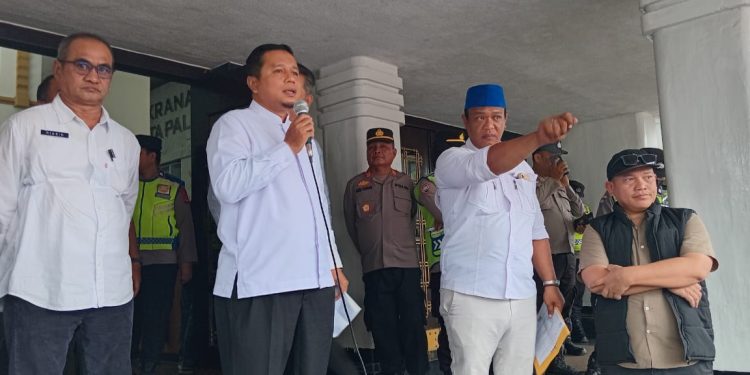 Laskar Lembaga Advokasi Sekerja Rakyat Prov. Sumsel Minta Walikota Palembang Copot dan adili Kepala Dinas Perkimtan Kota Palembang serta Kabid PSU Kota Palembang
