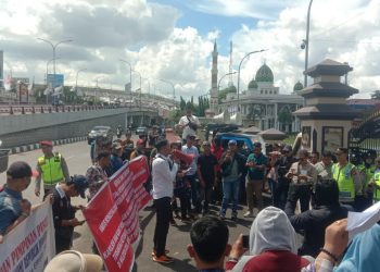 Buntut Kebakaran Beruntun di Wilayah Hukum Polsek Keluang Muba Nihil Tersangka,Pose RI Gelar Aksi Demo Desak Polda Sumsel Segera Copot Kapolsek dan Kanit Intel Keluang