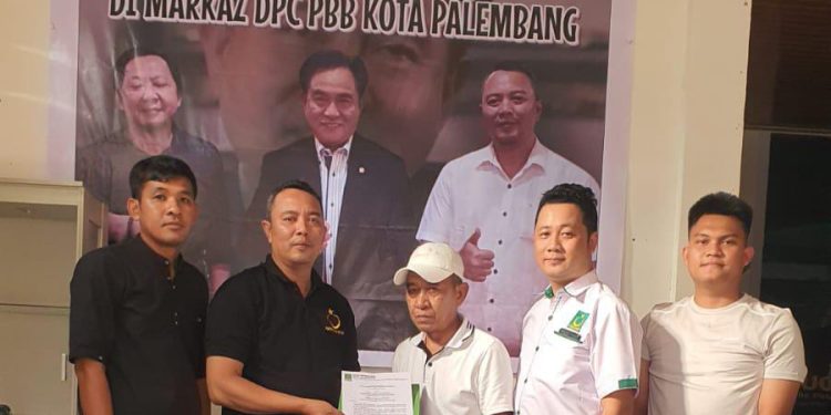 ADE VICTORIA RESMI MENJABAT KEMBALI KETUA DPC PARTAI BULAN BINTANG KOTA PALEMBANG PERIODE 2025-2030
