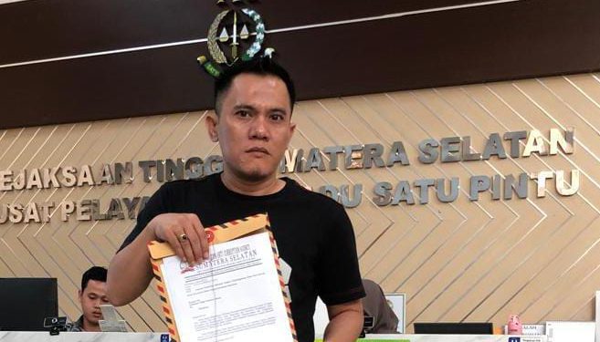 CACA Sumsel Sambangi Kejati Sumsel Laporkan Dugaan Penyalahgunaan Dana Desa Karang Anyar Kec. Maura Padang Kabupaten Banyuasin