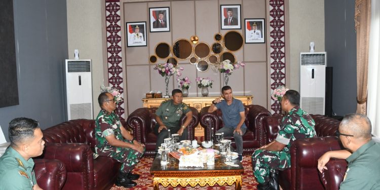 Danrem 044/Gapo Sambut Koorsahli Kasad Dalam Rangka Wasev TMMD ke-126