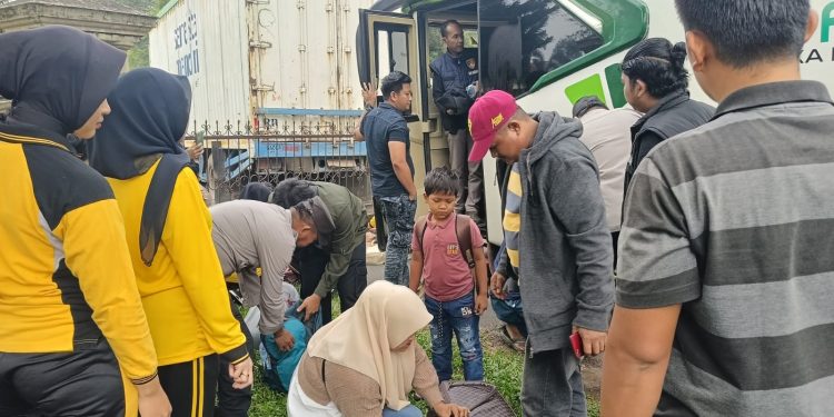 SPKT Polres Ogan Ilir Bertindak Cepat Temukan iPhone 13 Penumpang Bus yang Hilang di Rumah Makan korban puji kinerja polisi