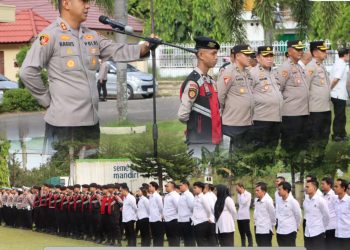 Kapolres Ogan Ilir Pimpin Apel Pagi Gabungan, Tekankan Sikap Humanis dalam Pengamanan Aksi Unjuk Rasa