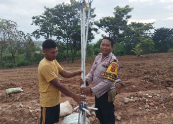 Demi Ketahanan Pangan, Polsek Lawang Kidul Turun ke Lahan Bersama Petani