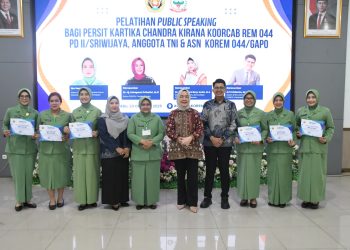 Tingkatkan Kepercayaan Diri, Korem 044/Gapo Gelar Pelatihan Public Speaking