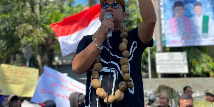 Penyulingan Minyak Illegal Desa Sungai Angit Muba Diduga Milik BE Terbakar Hebat