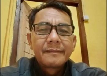 Pakai Dana ADD Pemdes Muara Sungai Bangun Pintu Gerbang Batas Desa