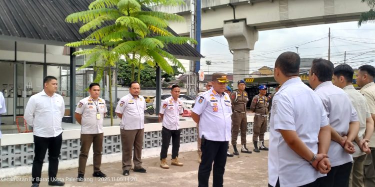 Tak Kantongi Izin, Koat Coffee di Palembang Disegel Satpol PP Palembang