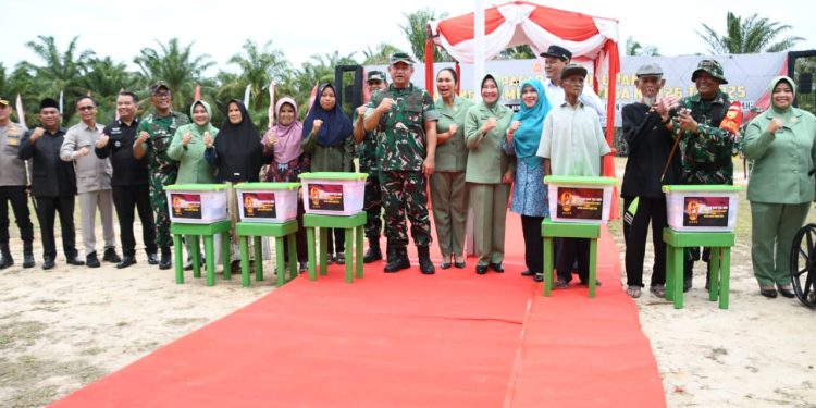 Kasad Tutup TMMD ke-126 TA. 2025 di Wilayah Korem 044/Gapo