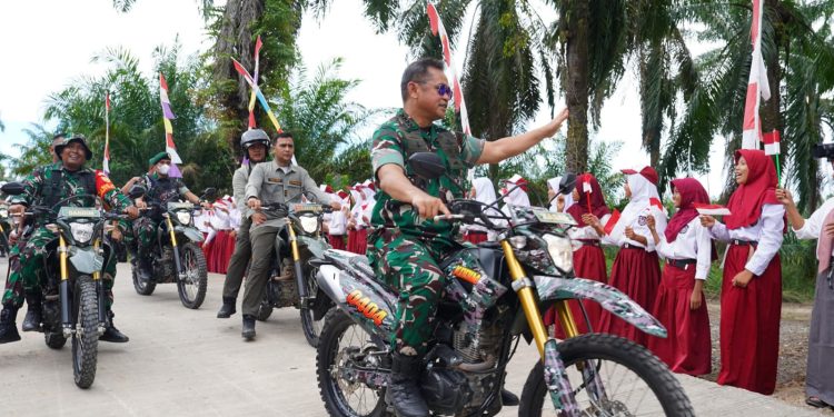 TMMD Ke-126 Kodim 0404/Muara Enim Ditutup, Kasad : Wujud Nyata Sinergi TNI, Pemda dan Rakyat