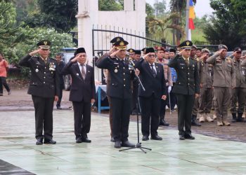 Polres Ogan Ilir Gelar Upacara Hari Pahlawan, Kapolres AKBP Bagus Suryo Wibowo Jadi Inspektur di TMP Ksatria Seguguk