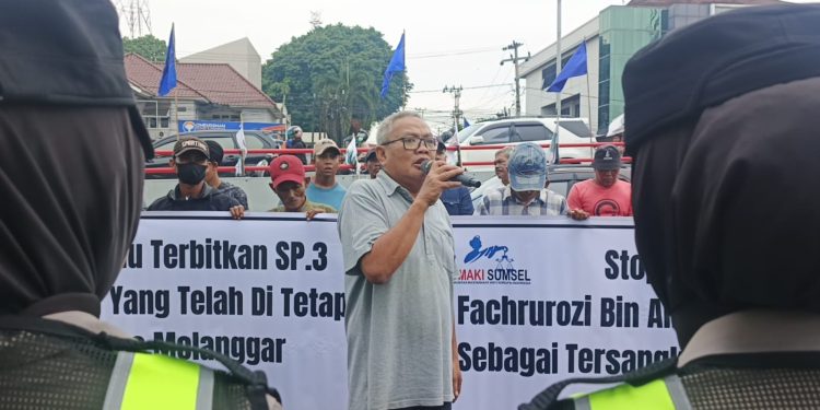 ‎Buntut Penetapan Tersangka Kasus Sengketa Lahan, K-MAKI Datangi Polda Sumsel, Tuding Ada Oknum Tak Netral