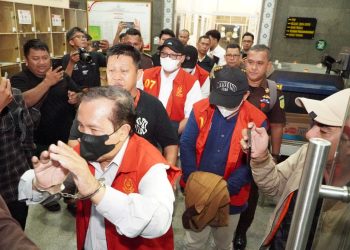 Penetapan 6 Tersangka Dugaan Tipikor Pemberian Fasilitas Pinjaman/Kredit Dari Salah Satu Bank Plat Merah Kepada PT.BSS dan PT.SAL