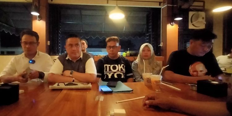 Terkait Beredarnya Pemberitaan Yang Menyudutkan PihaknyaTim Kuasa Hukum Angkut Jauhari dan Junaidi dan Pihak P3IJP gelar Konferensi Pers