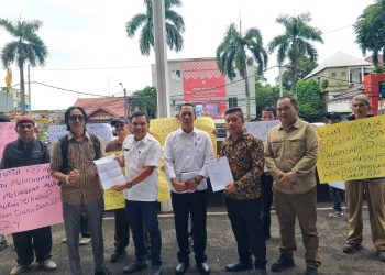 Galaksi Gelar Aksi di Walikota Palembang Terkait Adanya Dugaan Indikasi Penyalahgunaan Wewenang serta Jabatan dan Dugaan korupsi di Sekolah SDN 224 Palembang