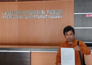 Ali Pudi Serahkan Surat Terbuka kepada Presiden Terkait Pengangkatan 24 Staf Ahli oleh Bupati Banyuasin