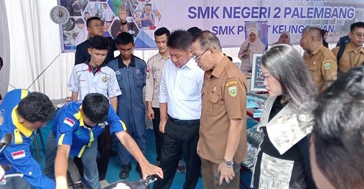 SMK Negeri 2 Palembang Inisiasi Motor BBM Premium Ke Motor Listrik, Berikut Beberapa Hal Disampaikan