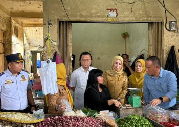 Polres Ogan Ilir Bersama Pemkab Sidak Pasar, Pastikan Stok dan Harga Bapokting Aman Jelang Natal 2025 dan Tahun Baru 2026