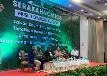 Mantra di Balik Jendela yang Gelap