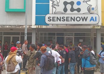 POSE RI Gelar Aksi Demo Kantor SENSENOW AI dan OJK Sumsel, Tuntut Pengembalian Dana Rp225 Juta dan Desak OJK Bertindak Tegas
