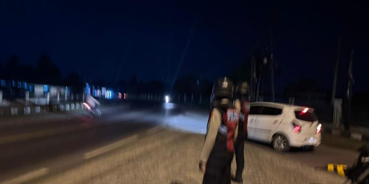 Polres Ogan Ilir melalui Sat Samapta Laksanakan Patroli Perintis Presisi Antisipasi Gangguan Kamtibmas di Jalan Raya