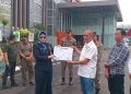 DPD Laskar Prabowo 08 Prov. Sumsel dan BPI KPNPA RI Gelar Aksi di Kantor Gubernur Sumsel dan Bank BPR Sumsel Meminta Gubernur Sumsel Untuk Memecat Direktur Bank BPR Sumsel  Yang di Duga Banyak Kredit Macet dan Kredit Yang Tidak Sesuai